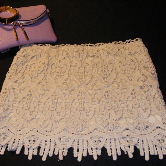 Lace Mini Skirt FINAL SALE - Picture 6 of 8